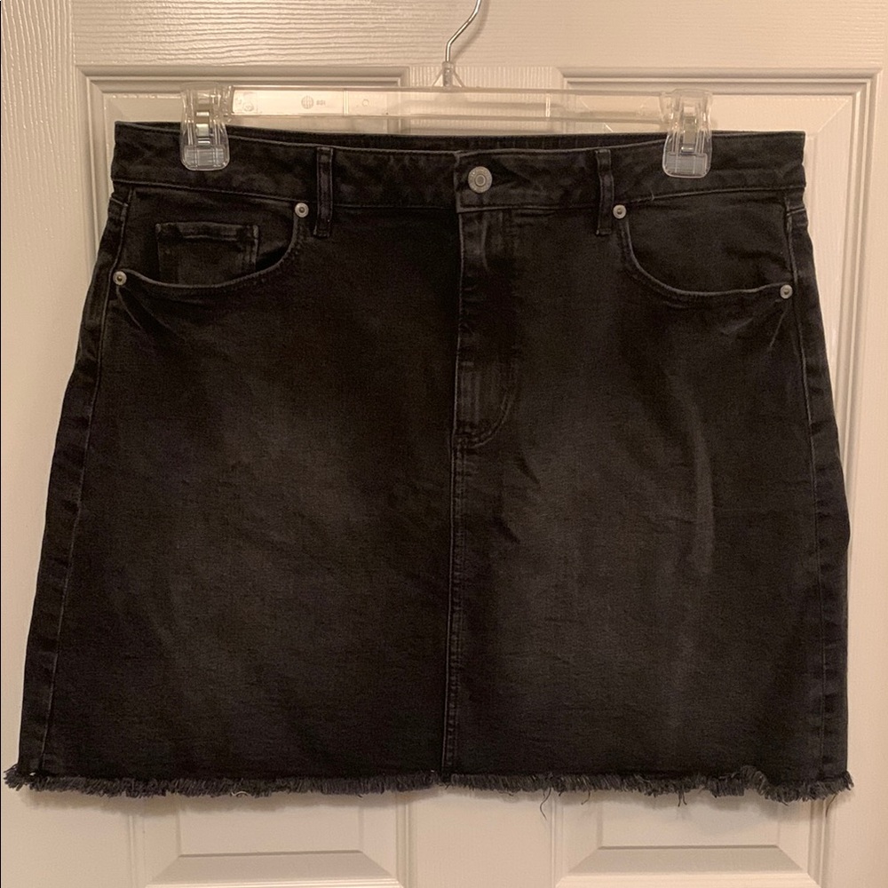 LOFT Black Denim Mini Skirt Size 14 New with Tags